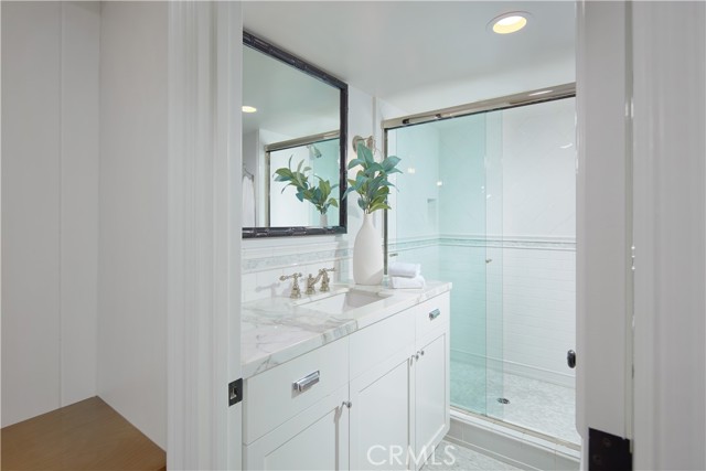 Detail Gallery Image 28 of 48 For 2 Royal Saint George Rd, Newport Beach,  CA 92660 - 5 Beds | 5/2 Baths