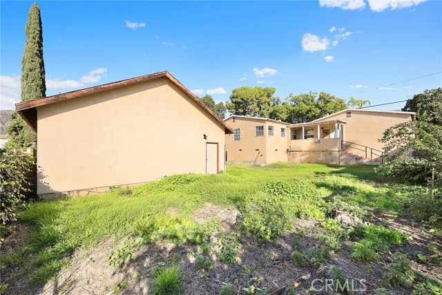 Detail Gallery Image 24 of 31 For 10833 Mcvine Ave Ave, Sunland,  CA 91040 - 2 Beds | 1 Baths