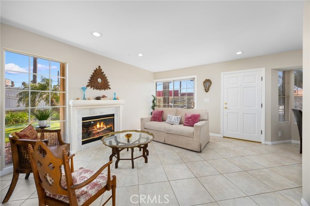 Detail Gallery Image 11 of 17 For 10418 Bogardus, Whittier,  CA 90603 - 3 Beds | 3 Baths