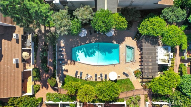 Detail Gallery Image 31 of 36 For 6226 Nita Ave, Woodland Hills,  CA 91367 - 2 Beds | 2/1 Baths