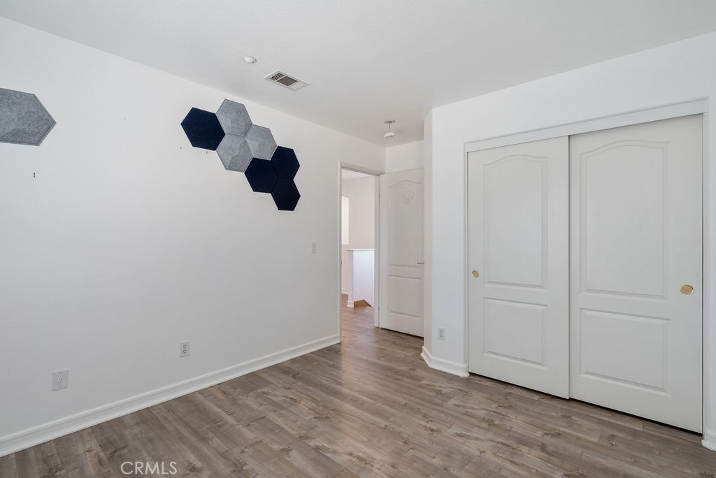 https://media.crmls.org/medias/4e9ca66c-60b4-4e60-9433-0c492dba6f6f.jpg?preset=X-Large