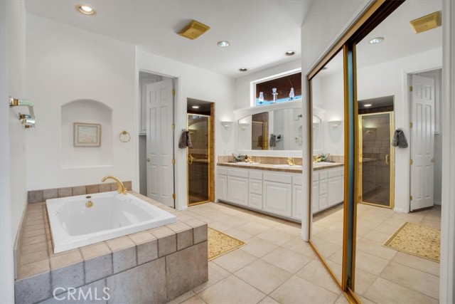 Detail Gallery Image 21 of 43 For 7495 Canyon Dr, Yucca Valley,  CA 92284 - 3 Beds | 2 Baths