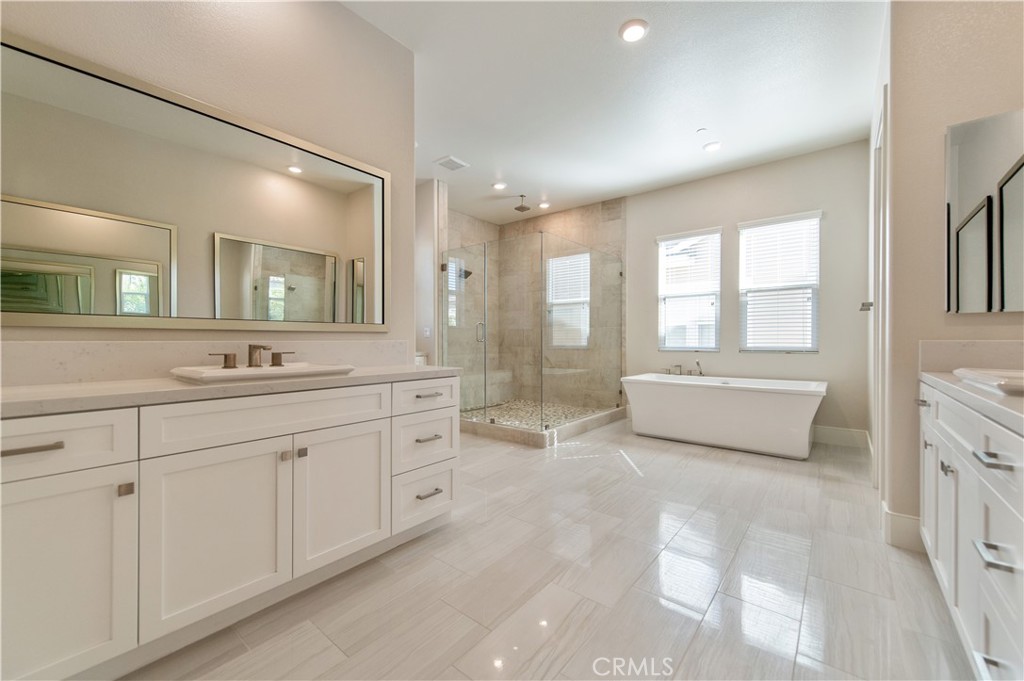 MLS #OC26151470 image #24