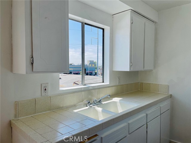 4777 W 132nd Street, Hawthorne CA: https://media.crmls.org/medias/4e9e1bc3-92b3-4418-8dae-8e6742bad573.jpg