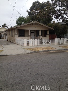 512 Almond Ave, Long Beach, CA 90802