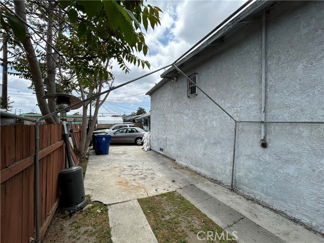 Detail Gallery Image 10 of 21 For 1260 E 49th St, Los Angeles,  CA 90011 - – Beds | – Baths