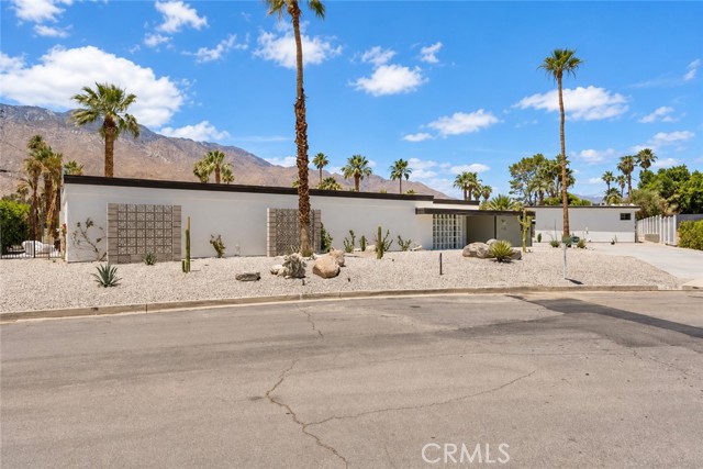 Front Image Thumbnail for CRMB26233237