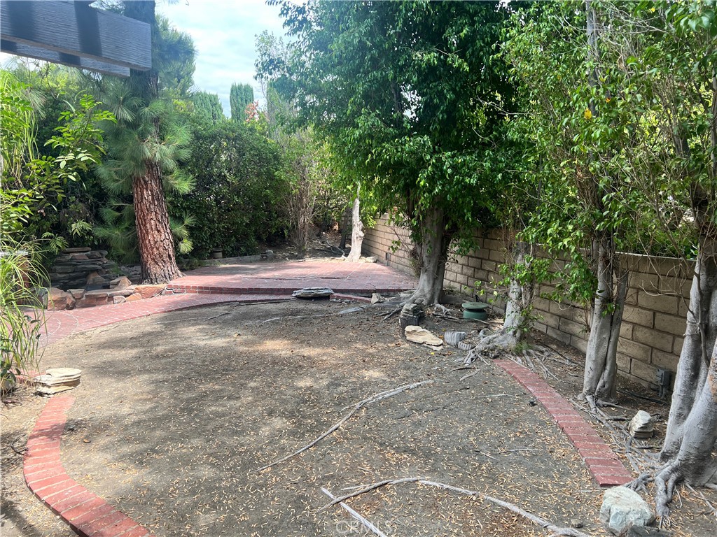 https://media.crmls.org/medias/4ea02823-8897-4a2a-8359-64875cfdc02a.jpg?preset=X-Large