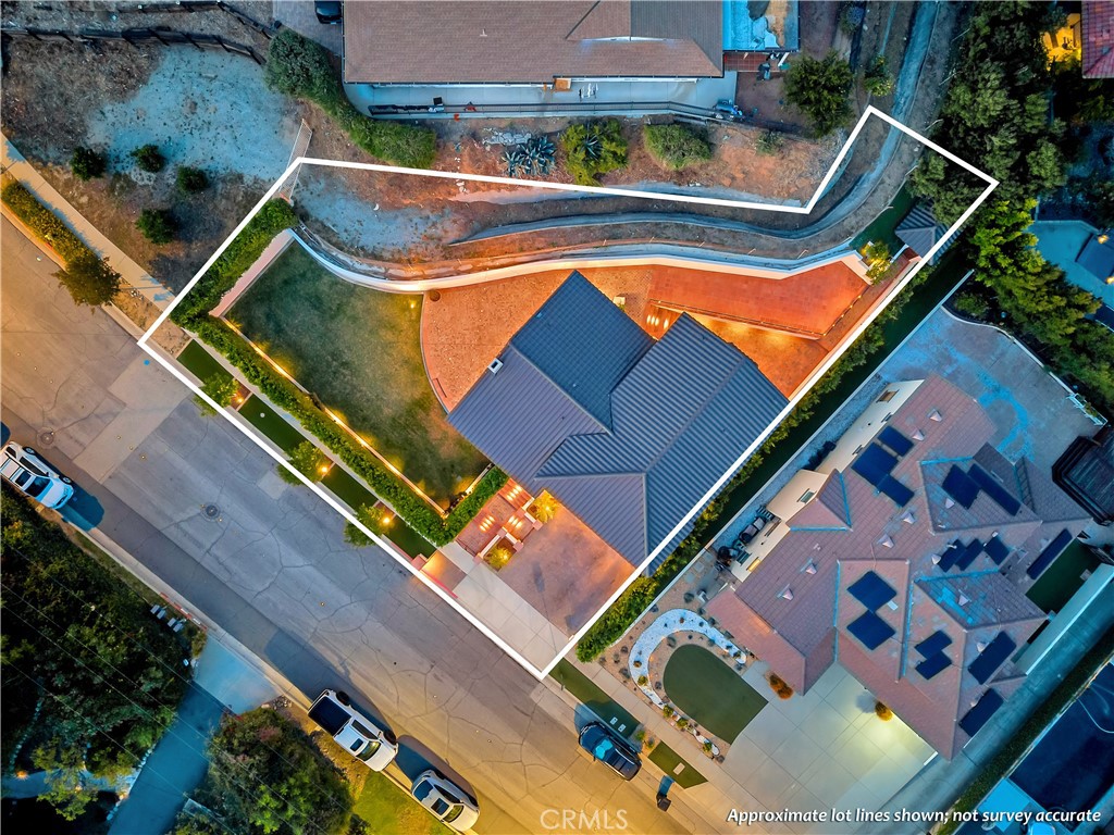 https://media.crmls.org/medias/4ea15039-b239-4a80-9859-24793c2d16ec.jpg?preset=X-Large
