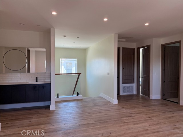 10347 Mapledale Street, Bellflower CA: https://media.crmls.org/medias/4ea1bc85-470f-4b6f-8c60-38c2c730f5f5.jpg