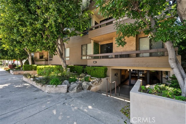 4641 Fulton Avenue, Sherman Oaks CA: https://media.crmls.org/medias/4ea1cb71-fd12-4660-a4f1-4bd9f807dc53.jpg