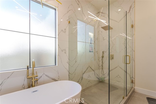 Detail Gallery Image 52 of 70 For 7714 Lasaine Ave, Northridge,  CA 91325 - 3 Beds | 4 Baths