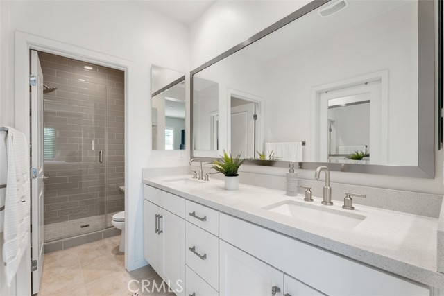 Detail Gallery Image 18 of 37 For 704 Dusky Creek, Lake Forest,  CA 92610 - 3 Beds | 2/2 Baths