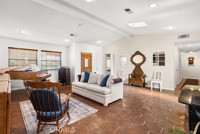 8548 Wyngate Street photo 4