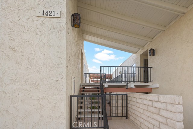 Image 14 of 37 For 1421 Sunrise Way 34