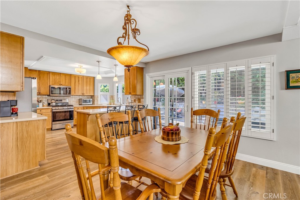 MLS #OC25103077 img 7