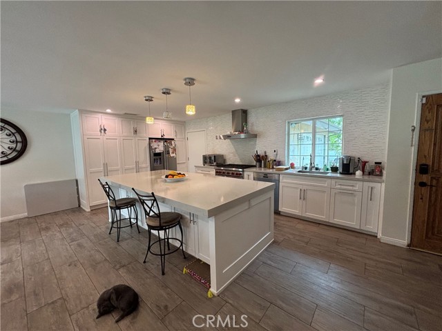 Detail Gallery Image 17 of 52 For 27069 Helmond Dr, Calabasas,  CA 91301 - 6 Beds | 4/1 Baths