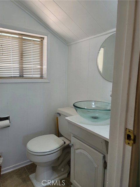 1004 Coldwater Drive, Frazier Park CA: https://media.crmls.org/medias/4ea6087f-52bf-4e47-9e42-2fcf4ef1278a.jpg