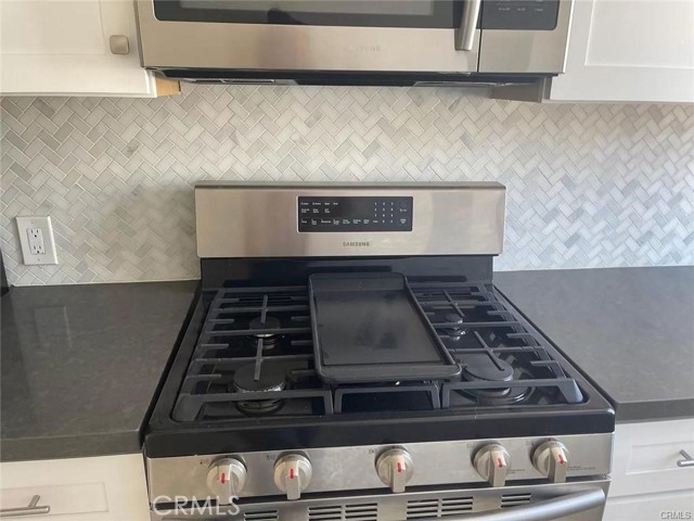 Detail Gallery Image 9 of 14 For 1809 4th St #11,  Long Beach,  CA 90802 - 0 Beds | 1 Baths