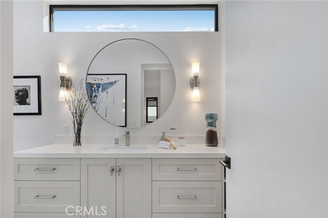 3011 Ocean Front Walk, Venice CA: https://media.crmls.org/medias/4ea6a2d7-ce3f-4098-87c0-f11ef2eefa43.jpg