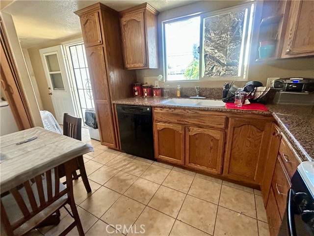 9411 Nan Street, Pico Rivera CA: https://media.crmls.org/medias/4ea6a69f-a264-4689-b906-55c20a5927d4.jpg