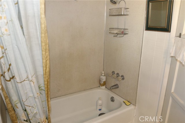801 Edgemoor, Big Bear Lake, CA 92315