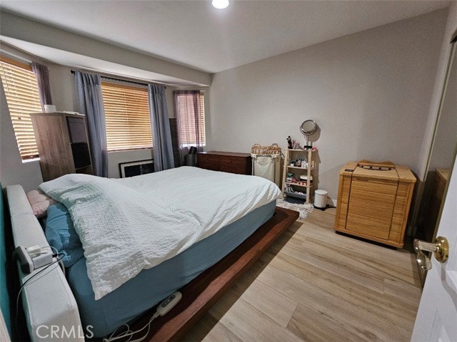Detail Gallery Image 10 of 15 For 2056 Artesia Bld a,  Torrance,  CA 90504 - 3 Beds | 3 Baths