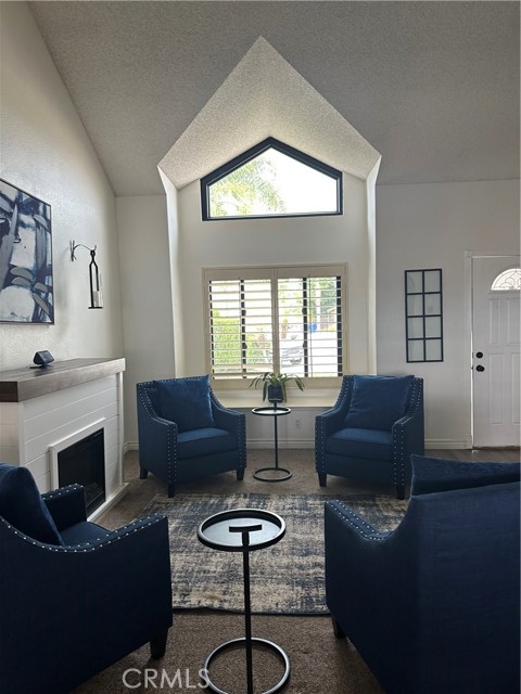 2311 Volya Court, Colton CA: https://media.crmls.org/medias/4ea74e92-fc3d-4cc8-9080-0cf1cc24f7bd.jpg