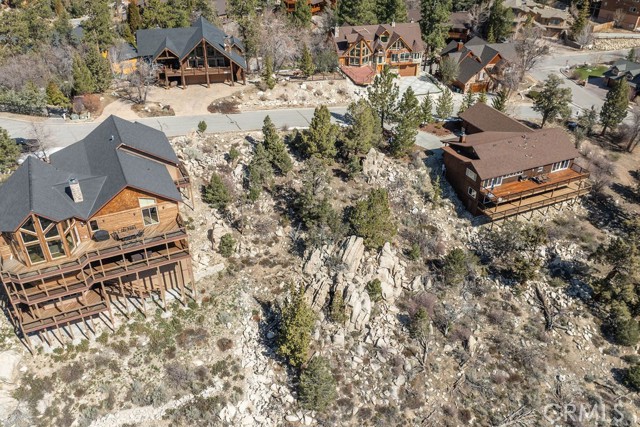 Detail Gallery Image 8 of 14 For 42535 Pegasus Way, Big Bear Lake,  CA 92315 - – Beds | – Baths