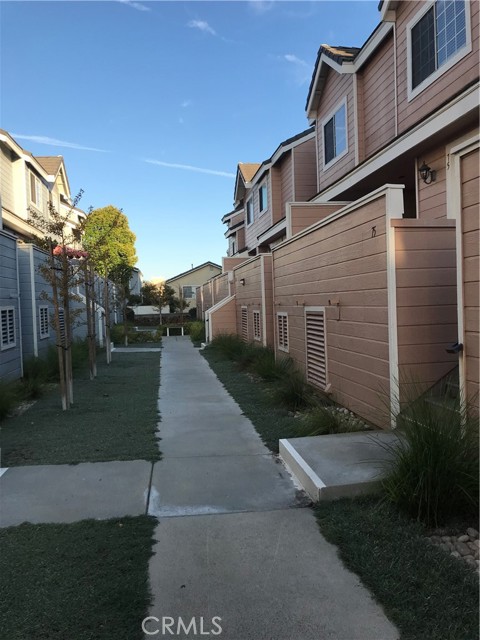 Detail Gallery Image 7 of 8 For 2800 Plaza Del Amo #75,  Torrance,  CA 90503 - 2 Beds | 2/1 Baths