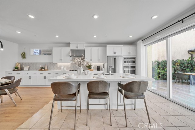 Detail Gallery Image 6 of 36 For 293 Lynx, Irvine,  CA 92618 - 4 Beds | 3 Baths