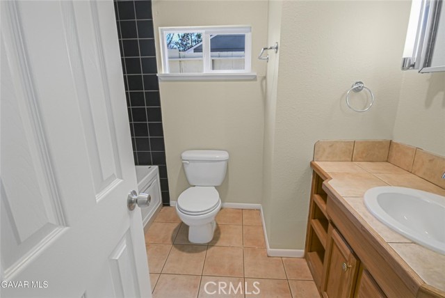 Detail Gallery Image 16 of 33 For 17743 Elizabeth Lake, Lake Hughes,  CA 93532 - 1 Beds | 1 Baths