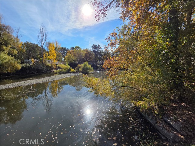 Detail Gallery Image 4 of 33 For 16061 Dam Rd, Clearlake,  CA 95422 - 3 Beds | 2 Baths