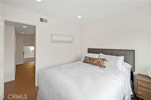 49 15th Street # A, Hermosa Beach, California 90254, 4 Bedrooms Bedrooms, ,2 BathroomsBathrooms,Residential Lease,For Rent,49 15th Street # A,CRSB24167637