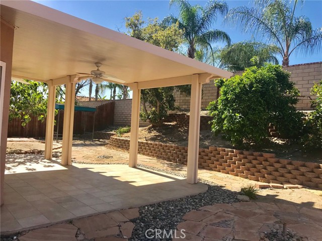 15610 Nectarine Way, Lake Elsinore CA: https://media.crmls.org/medias/4eacb3c8-9321-48cb-b38f-0c72aa5db583.jpg
