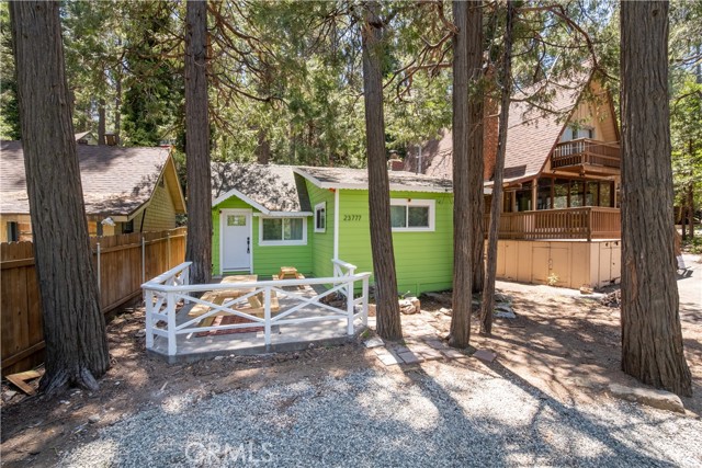 Detail Gallery Image 15 of 22 For 23777 Pioneer Camp Rd, Crestline,  CA 92325 - 2 Beds | 1 Baths