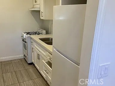 https://media.crmls.org/medias/4ead143b-58a4-43d2-8341-6d6d2117547c.jpg?preset=X-Large