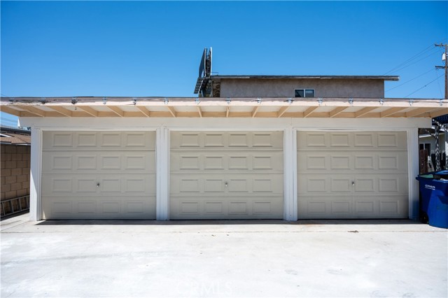 17221 Clark Avenue, Bellflower CA: https://media.crmls.org/medias/4ead1669-620f-4b2e-a89c-c0bbd7ff0ba9.jpg