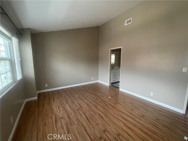 Detail Gallery Image 9 of 11 For 267 N Holliston #7,  Pasadena,  CA 91106 - 2 Beds | 2 Baths