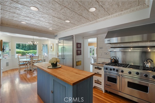 11818 Laurel Hills Road, Studio City CA: https://media.crmls.org/medias/4eae491e-a4d1-4a31-adb0-25cd4ae519d1.jpg