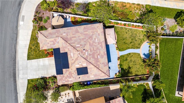 Detail Gallery Image 34 of 38 For 26856 Cherry Willow, Canyon Country,  CA 91387 - 4 Beds | 3 Baths