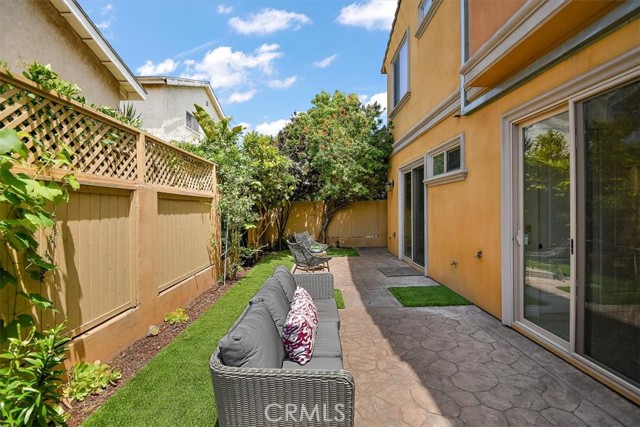 2409 Rockefeller Lane, Redondo Beach, California 90278, 4 Bedrooms Bedrooms, ,3 BathroomsBathrooms,Residential,Sold,Rockefeller,SB23118431