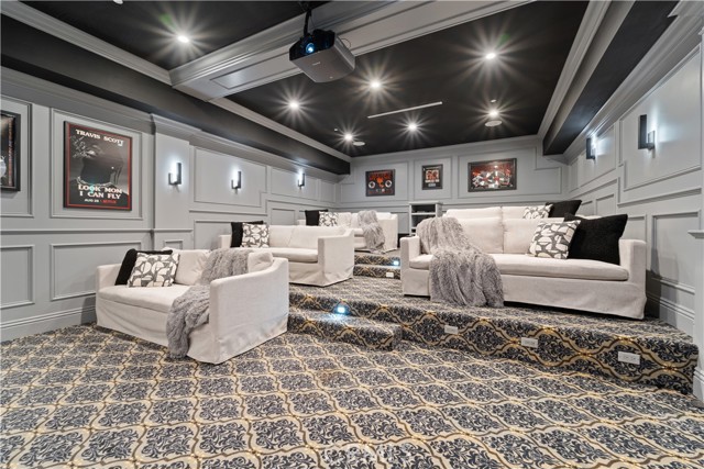 Detail Gallery Image 52 of 59 For 17528 Jayden Ln, Encino,  CA 91316 - 7 Beds | 10/1 Baths