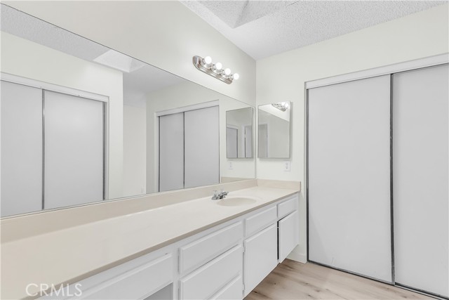 44827 Rock Island Drive, Lancaster CA: https://media.crmls.org/medias/4eaf876b-dd9b-456d-994f-8ce2d7ffeaa6.jpg