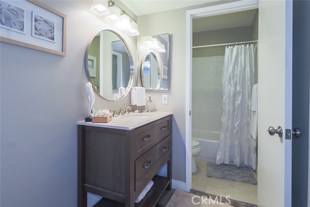 Detail Gallery Image 31 of 41 For 22100 Burbank Bld 333d,  Woodland Hills,  CA 91367 - 2 Beds | 2 Baths