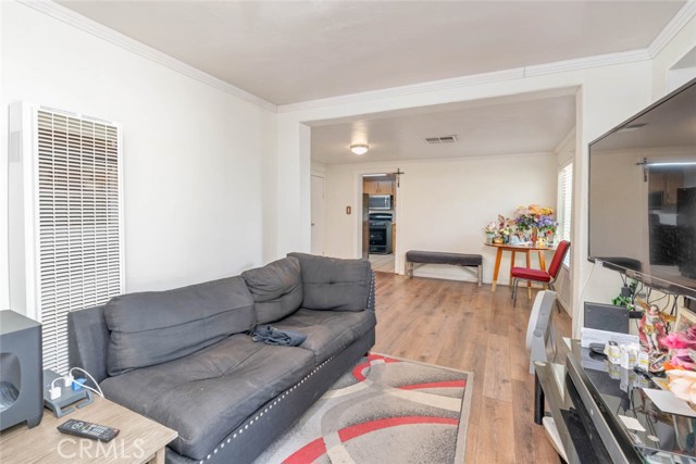 Detail Gallery Image 11 of 23 For 618 Woodrow Ave, Bakersfield,  CA 93308 - 2 Beds | 1/1 Baths