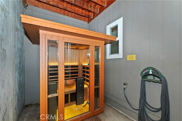 24586 Horst Drive, Crestline CA: https://media.crmls.org/medias/4eb07f4f-e51d-494b-b2a0-a89ff7306e3b.jpg