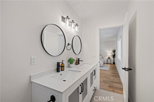 Detail Gallery Image 33 of 38 For 28218 Oaklar Dr, Saugus,  CA 91350 - 4 Beds | 3 Baths