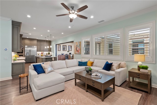 46 Dogwood, Lake Forest CA: https://media.crmls.org/medias/4eb1798e-bcdc-4173-8830-a3c41b9cc836.jpg