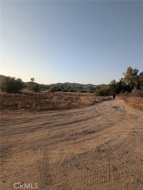 0 Morton, Lake Elsinore CA: https://media.crmls.org/medias/4eb1e50c-fcc2-455d-ace5-3190d34c2432.jpg